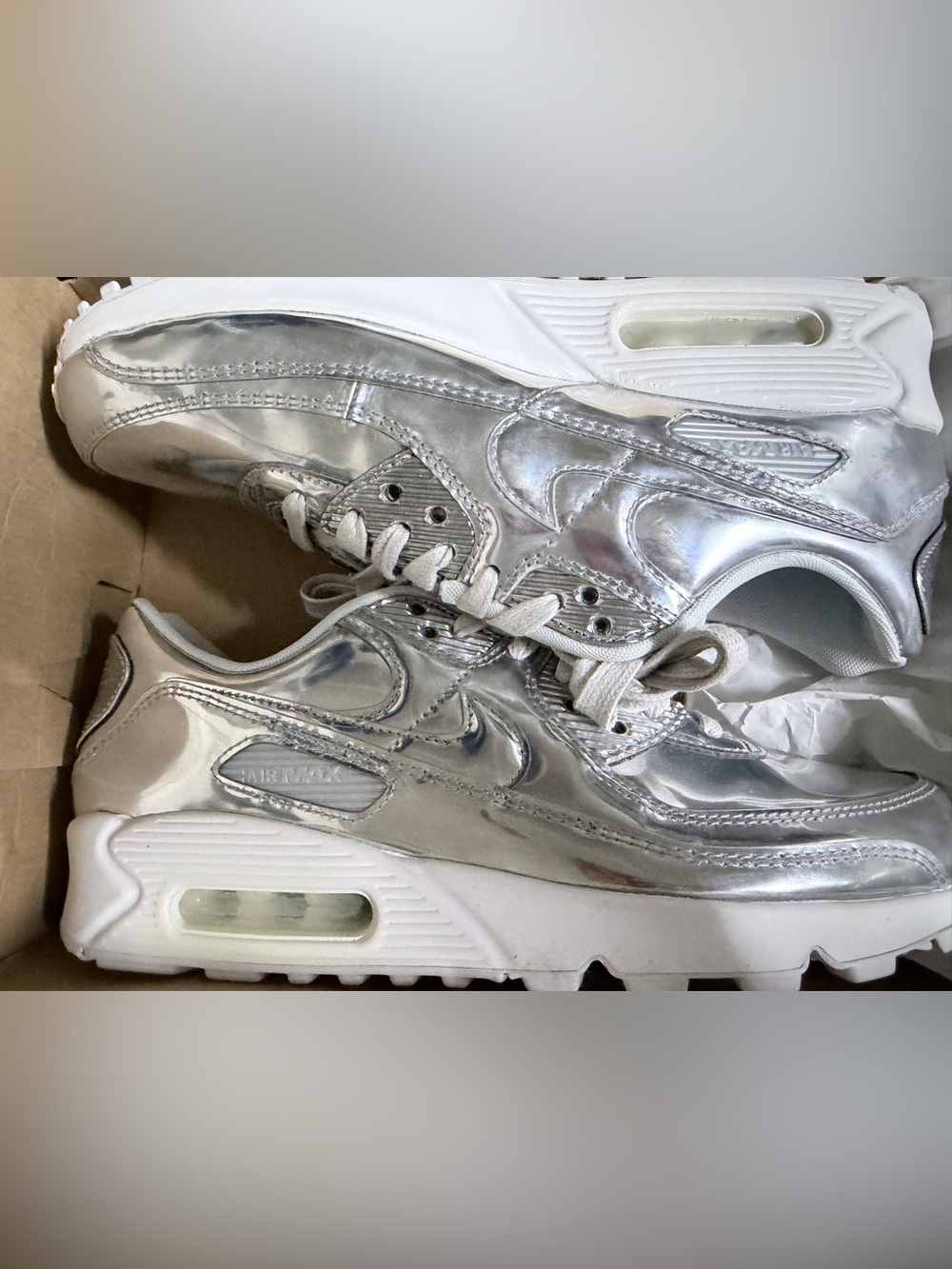 New Nike Air Max 90 Metallic Silver - Women size 8 / EU 39